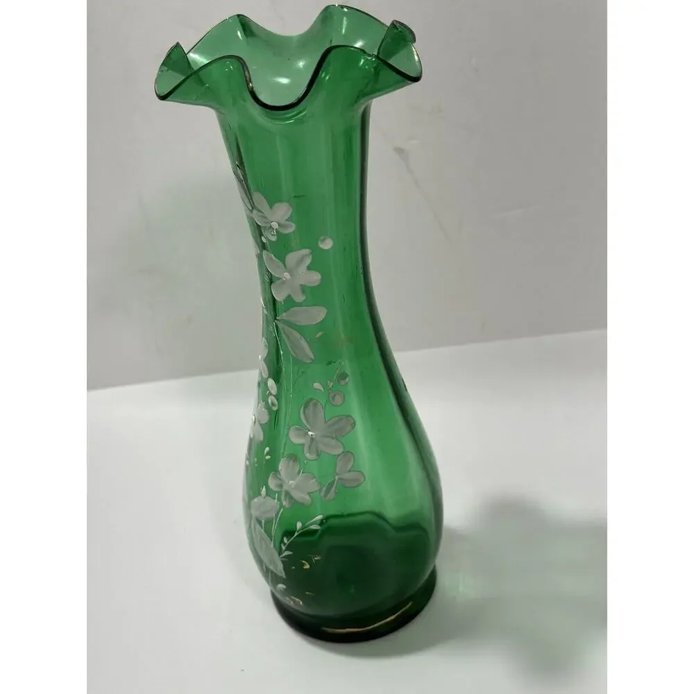Antique Hand Blown Emerald Glass Vase Moser? Painted Enamel‎ Ruffled Edge 9.5”